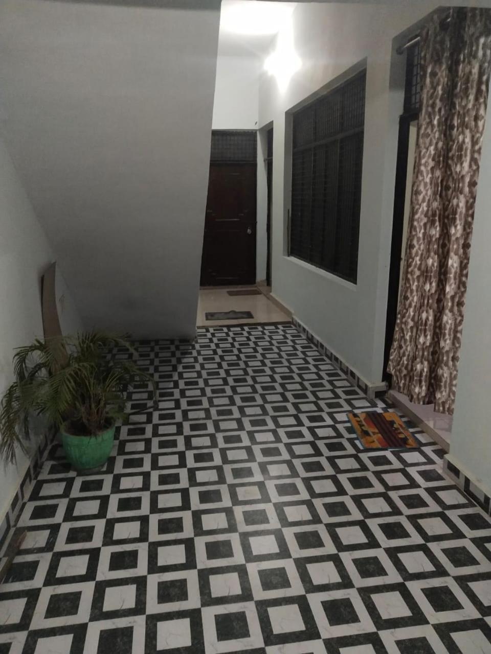 Ashoka Homestay Prayagraj Bagian luar foto
