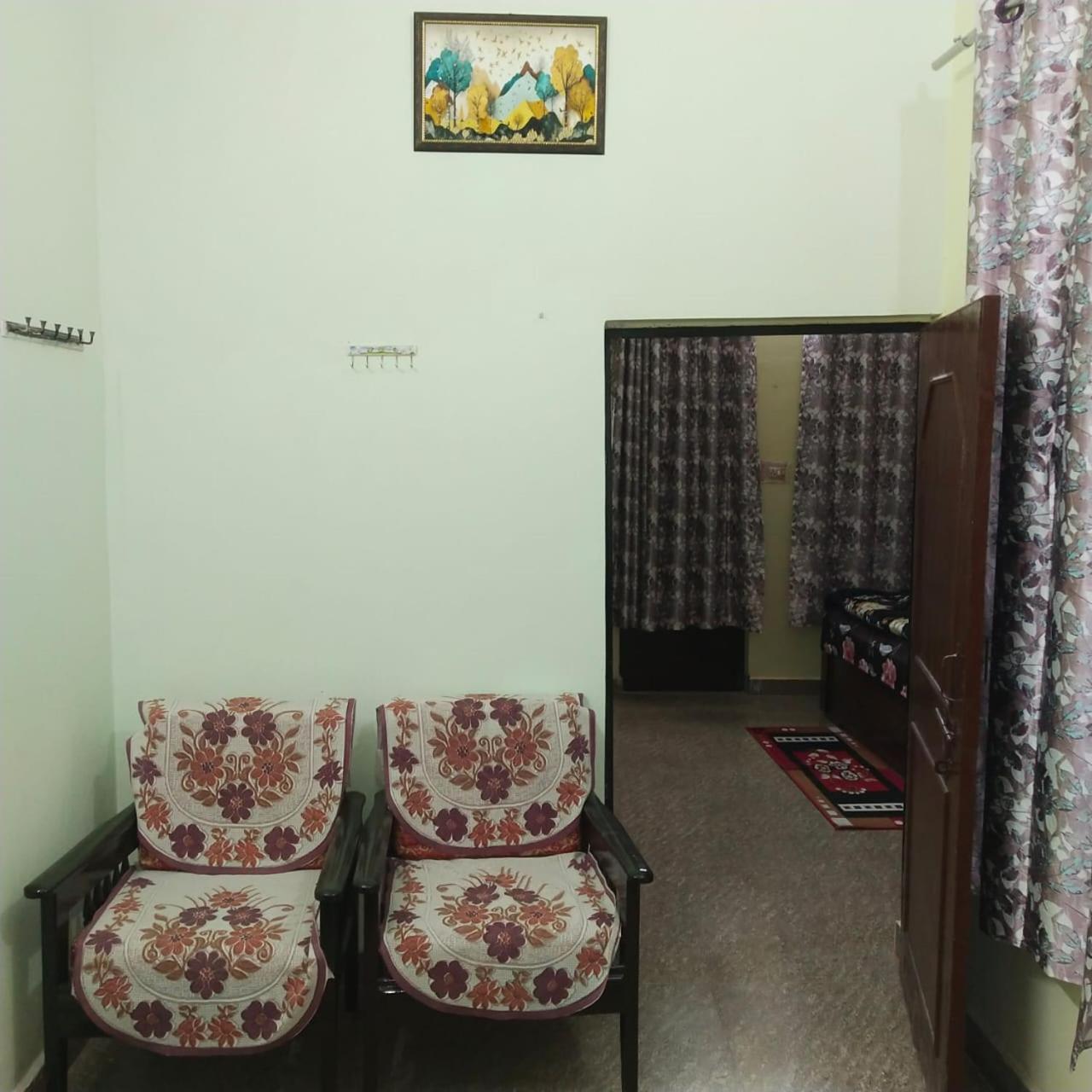 Ashoka Homestay Prayagraj Bagian luar foto